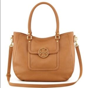 Tory Burch Amanda Hobo Bag